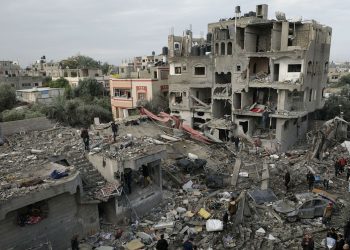 Israel y Hamás acuerdan un alto el fuego en Gaza