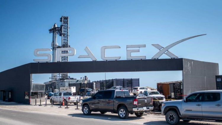 FBI investiga amenazas contra SpaceX en Texas