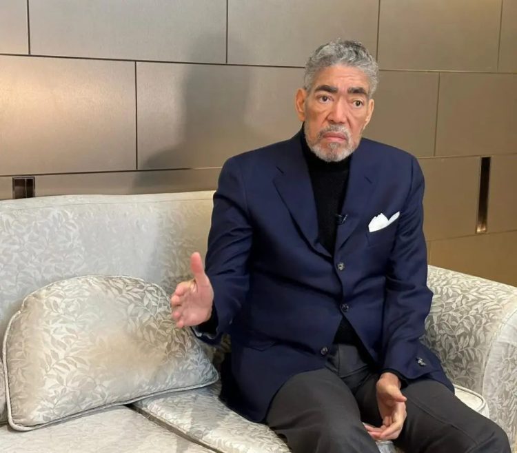 Luis Abinader destituye a Miguel Mejía como ministro sin cartera