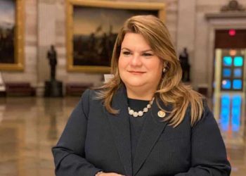 Gobernadora de Puerto Rico insta a dominicanos a no preocuparse por deportaciones