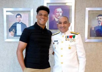 Juan Soto visita al presidente de la DNCD