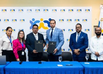 DGCP y ANIPARD firman acuerdo por la sostenibilidad en obras públicas