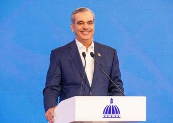 Abinader remueve el tren gubernamental con 28 nuevas designaciones