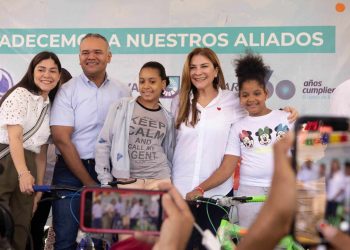 ADN recauda 3.7 millones de botellas en campaña plásticos por juguetes