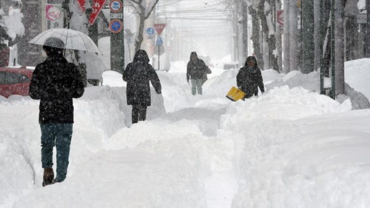 El norte de Japón experimenta las nevadas más intensas jamás registradas en el país