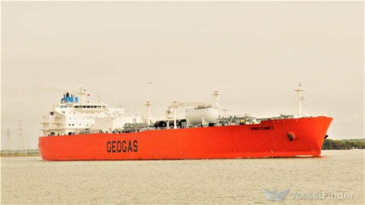 Llega un buque al país con más de 26 millones de galones de GLP