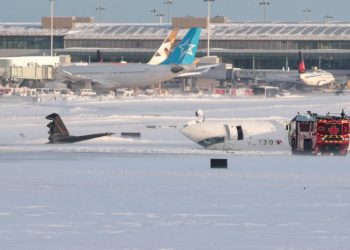 Canadá investiga las causas del accidente aéreo que dejó al menos 15 heridos
