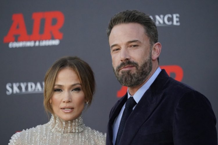Jennifer Lopez y Ben Affleck se divorcian oficialmente