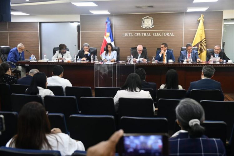 JCE inicia la recepción de propuestas para la licitación de la nueva cédula