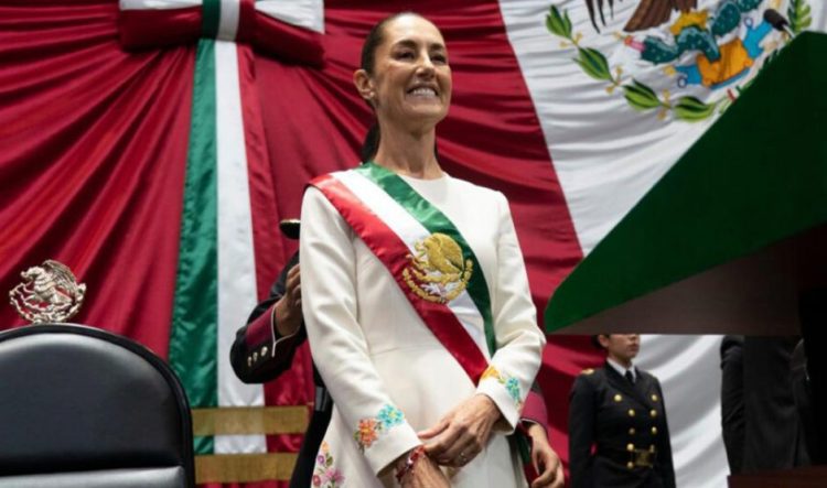 Claudia Sheinbaum amenaza con demandar a Google por renombrar el Golfo