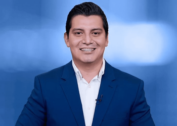 Muere periodista de Telemundo en cobertura del Super Bowl