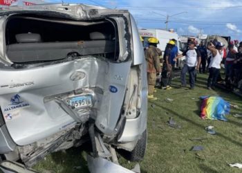 Turistas heridos en choque entre patana y camión en Punta Cana