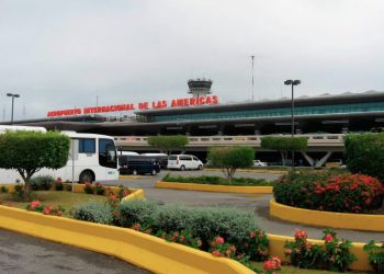 Apagón en el Aeropuerto Las Américas interrumpe operaciones