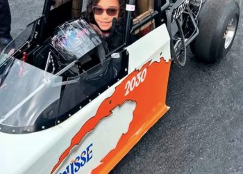 Niña de 7 años muere en carrera de dragster en Orlando
