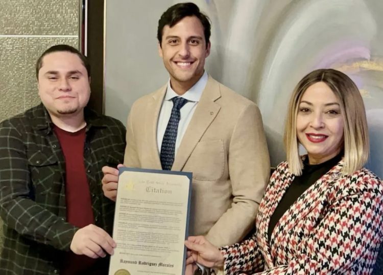 Congreso de EEUU reconoce a presidente de Fundación GBC