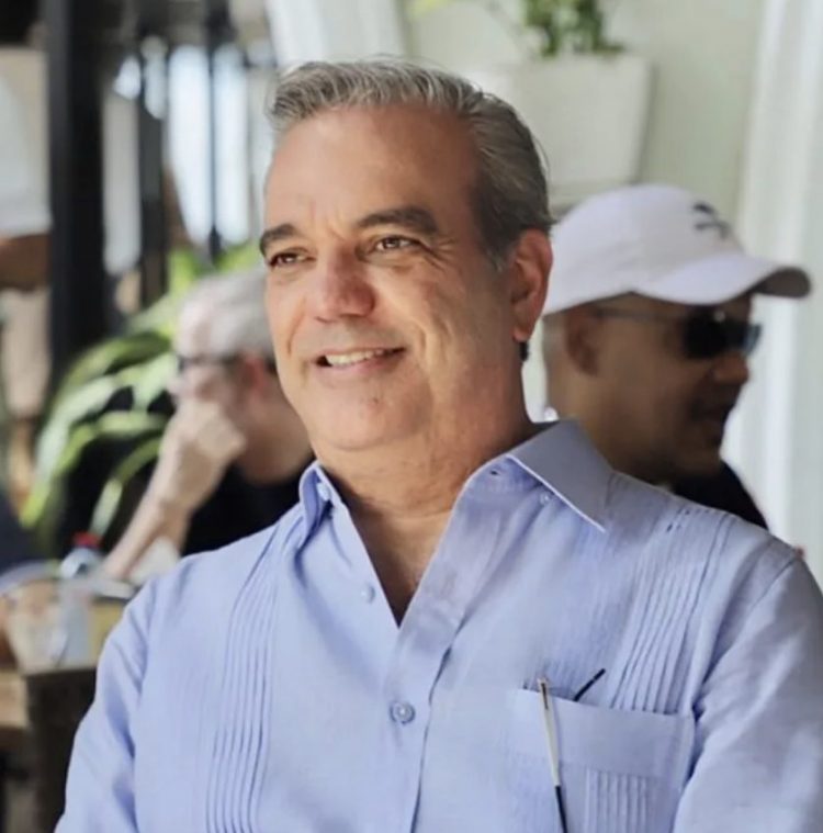 Abinader presenta hoy propuestas para nuevo procurador ante el CNM