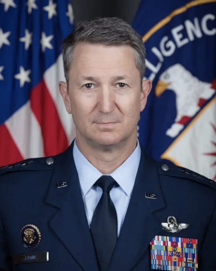 Trump anuncia nuevo jefe del ejército de EEUU