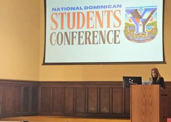 Estudiantes dominicanos celebran sus raíces en Yale
