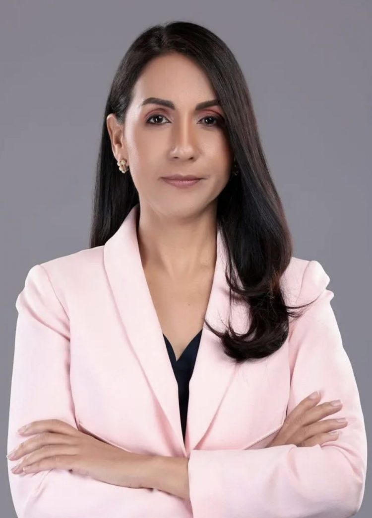 Claudia Rita Abreu: "Ahora la amenaza es dejarnos sin Estadio Quisqueya"