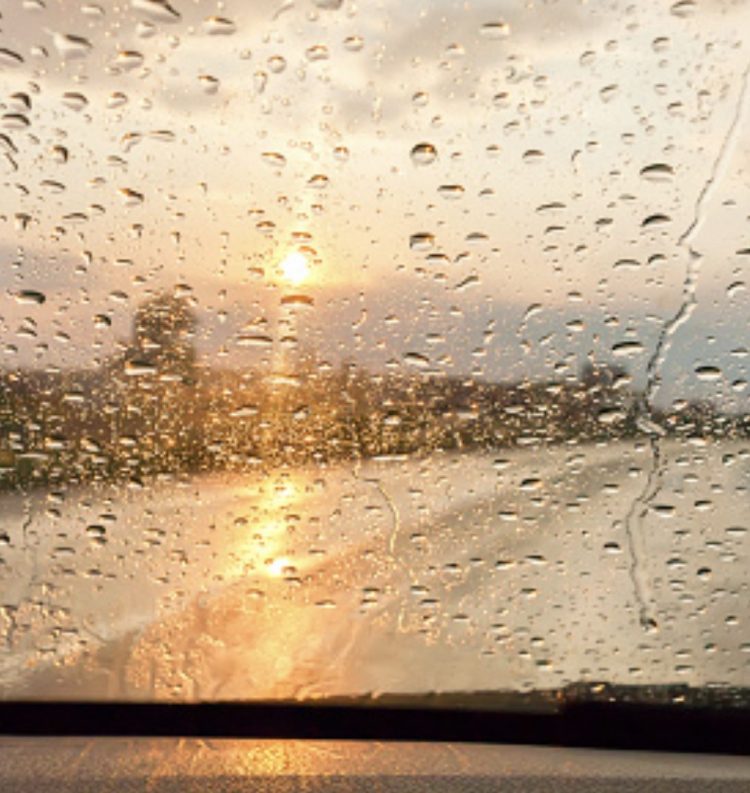 Vaguada se aleja, lluvias ocasionales en la tarde