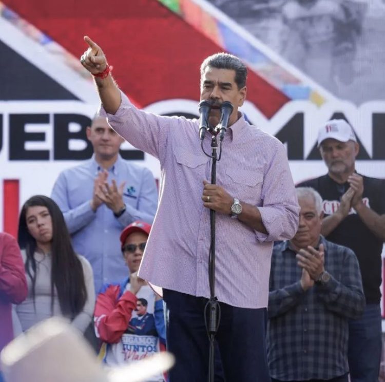 Maduro reitera su llamado a un diálogo de "igual a igual" entre EEUU y Venezuela