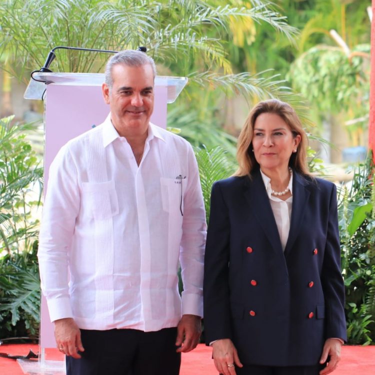 Presidente Abinader y Carolina Mejía presentan el Plan Integrado de Santo Domingo