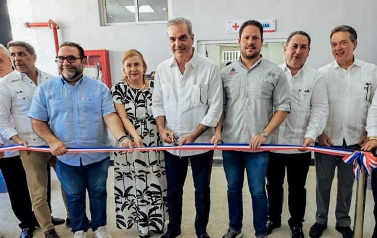 Presidente Abinader inaugura el Hospital Octavia Gautier de Vidal en Jarabacoa para 60,000 habitantes