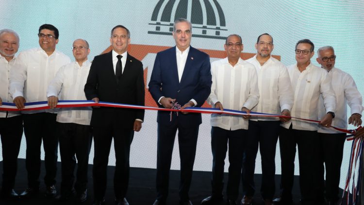 Presidente Abinader inaugura la Ciudad Judicial de Santo Domingo Este