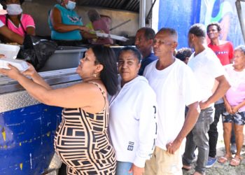 Comunitarios valoran intervención de Comedores Económicos dentro del programa “El Gobierno Contigo”