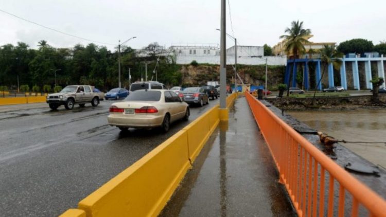 Cierre temporal del Puente Flotante sobre el río Ozama este 1 de marzo