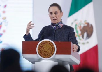Congreso de Perú declara “persona non grata” a la presidenta de México