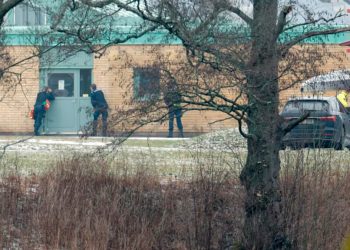 Tiroteo en escuela de Suecia deja diez muertos