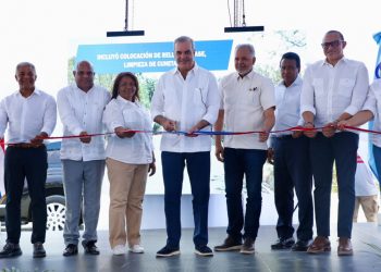 Abinader inaugura obras viales y desarrollo en San Juan