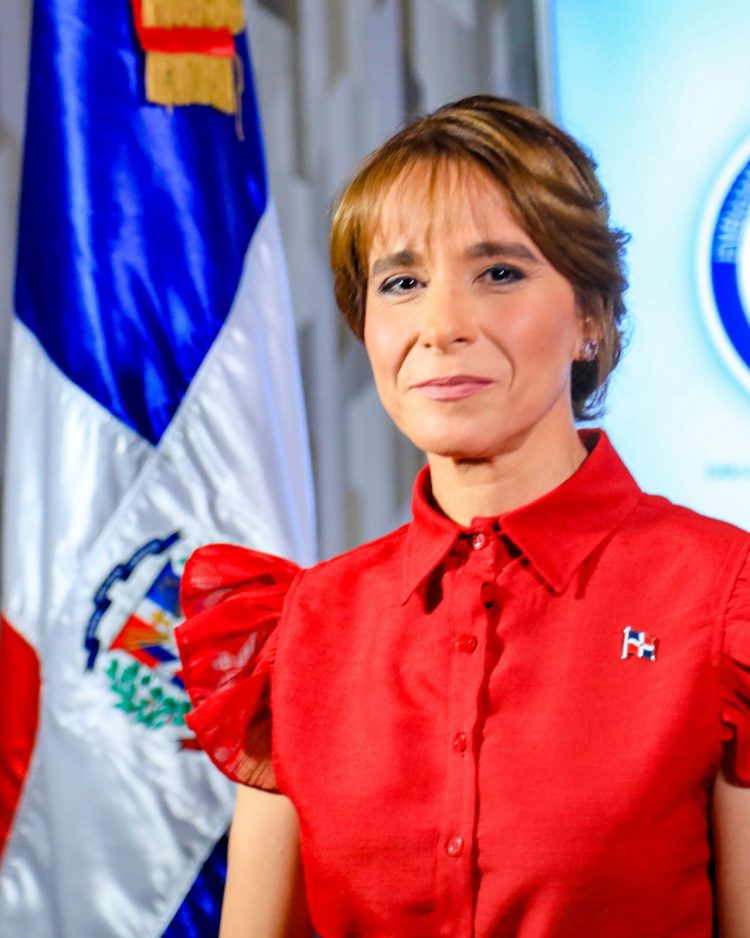 Abinader designa a Patricia Villegas de Jorge como embajadora en Portugal