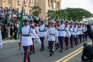  Presidente Abinader encabeza acto de homenaje a la Bandera Nacional