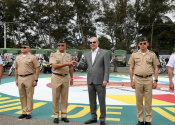 Presidente Abinader entrega 183 vehículos a las Fuerzas Armadas