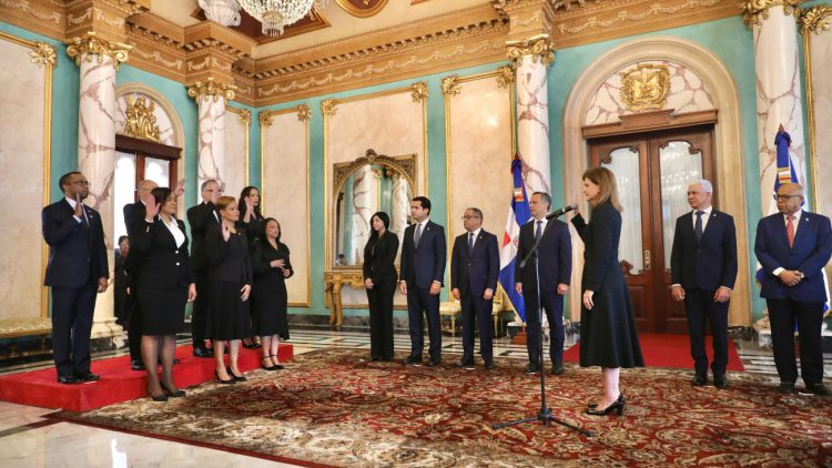 Raquel Peña jura a los siete procuradores elegidos por el CNM