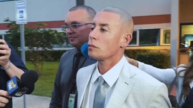 Cosculluela saldrá de prisión tras pagar fianza de 150,000 dólares