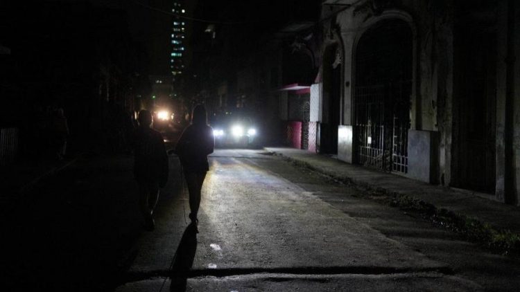 Cuba pospone actividades de deportes por crisis energética