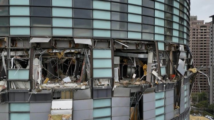 Explosión de gas en tienda de Taiwán deja cuatro muertos