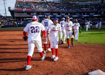 República Dominicana derrota a Venezuela en el inicio de la Serie del Caribe 2025