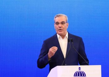 Abinader: Apagones son insostenibles y las EDE, un dolor de cabeza