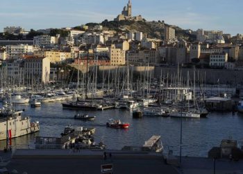 Explota artefacto frente al consulado ruso en Marsella