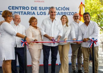 Presidente Abinader inaugura Centro de Superación Comunitaria en Los Alcarrizos