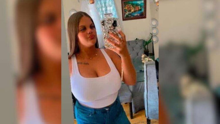 Mujer de 22 años es asesinada a tiros por su pareja en Santiago