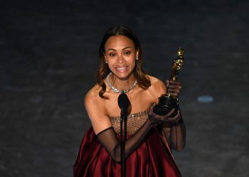 Zoe Saldaña, primera dominicana en ganar un Óscar por "Emilia Pérez"