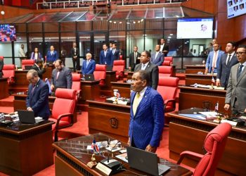 Senado crea comisión para estudiar el Código Penal