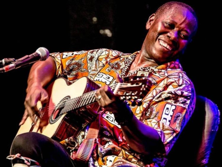 Muere el artista Aurelio Martínez en accidente aéreo en Honduras