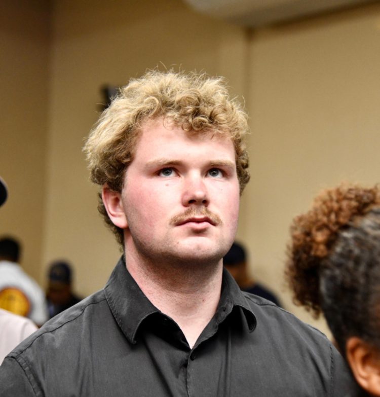 Tribunal acepta habeas corpus de Joshua Steven Riibe