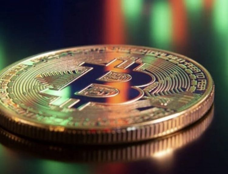 Trump firma orden para crear una "Reserva estratégica de bitcóin"